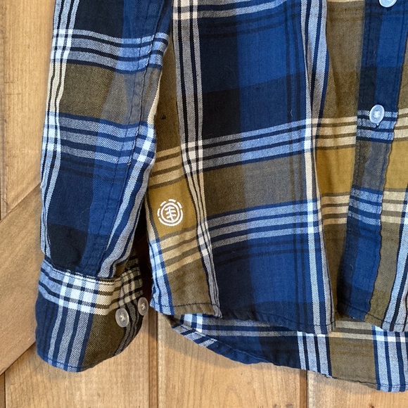 💐Element * plaid button up - Picture 5 of 5